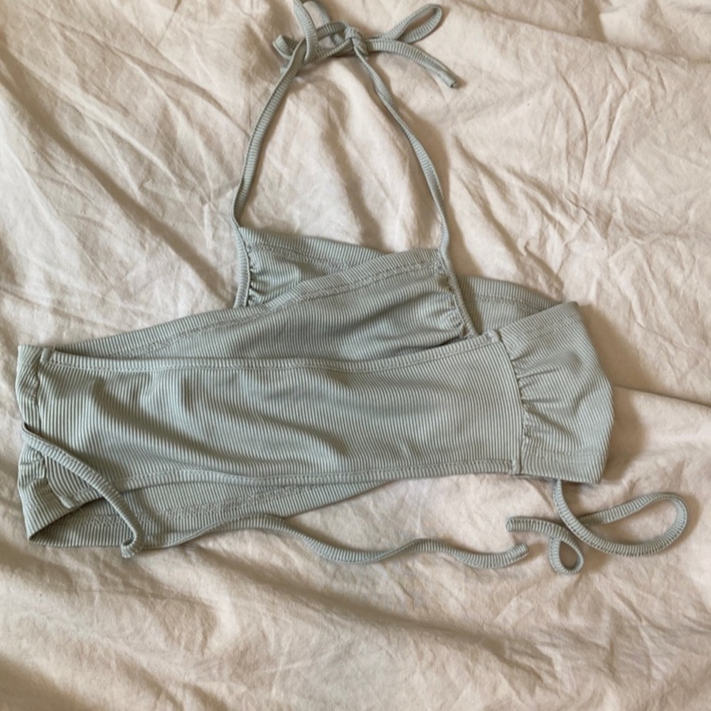 Halter Top - Picture 8 of 9